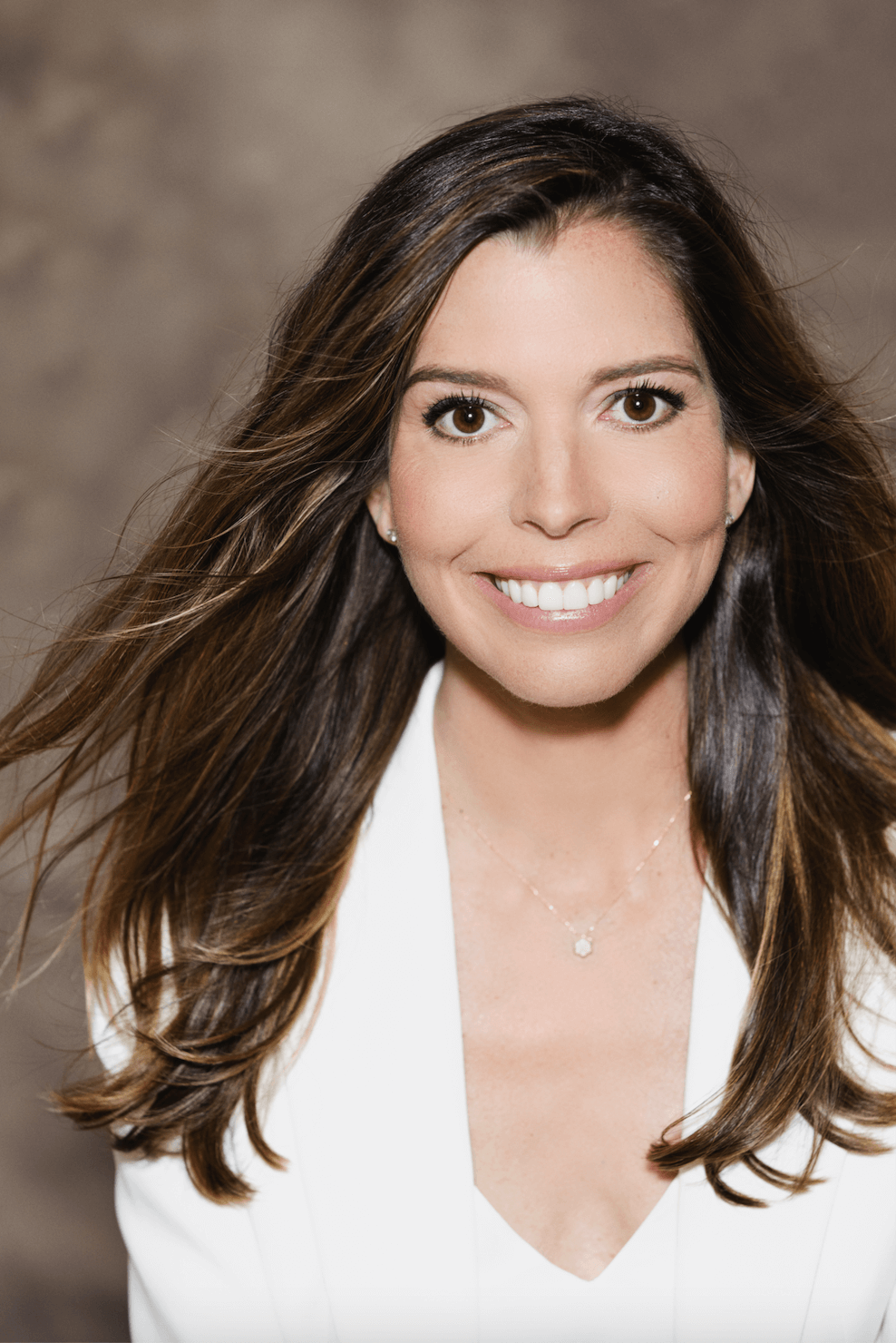 Portrait de Sophie Reis, animatrice de la soirée